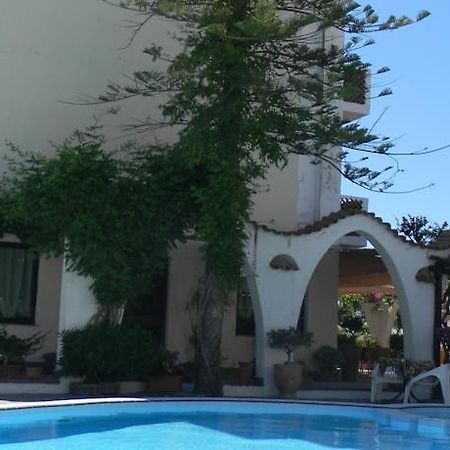 Hotel Punta Faro Capo Vaticano Exterior foto